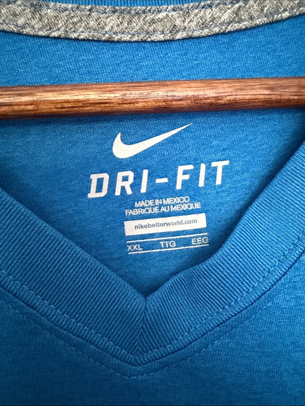 Nike Men’s Dri-FIT Short Sleeve V-Neck Tee - Royal Blue